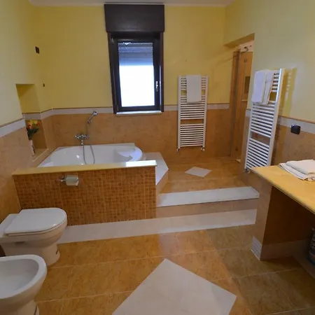 Eden Salento بيت ضيافة ليتشي